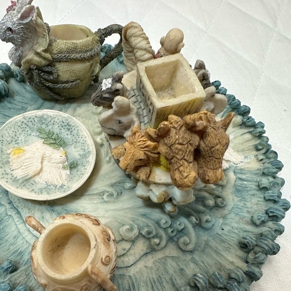 Vintage 1994 Miniature Noah’s Ark Resin Tea Set 5 Pieces - Picture 3 of 7